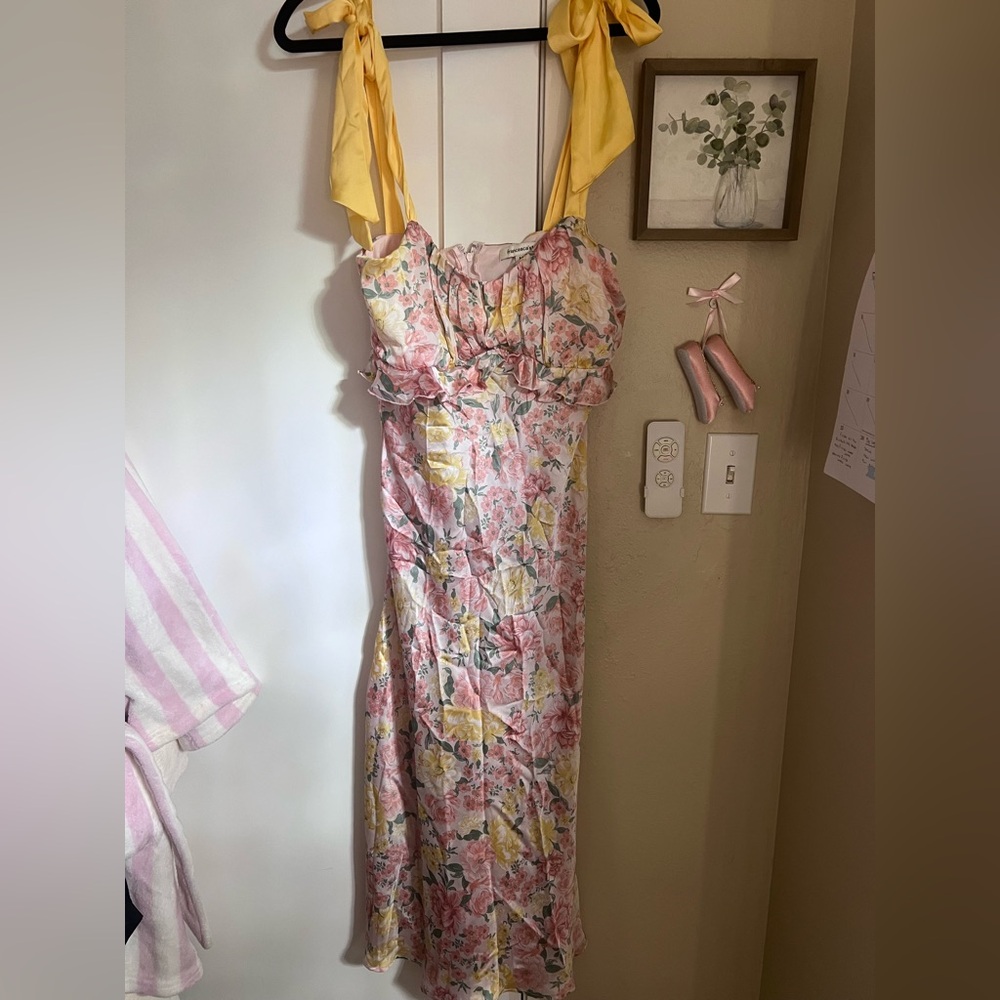 Francesca's Collections Floral Midi Dress with Yellow Ties